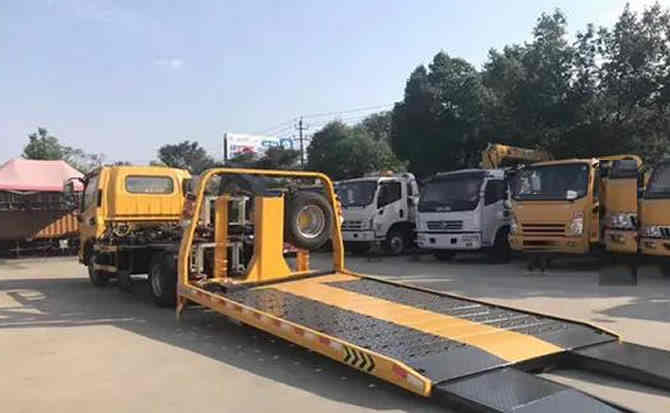 盐津汽车中途维修案例