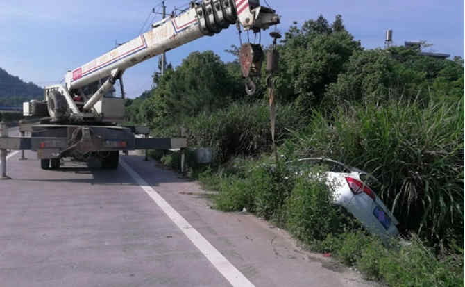 盐津重载吊车救援 盐津重载吊车救援